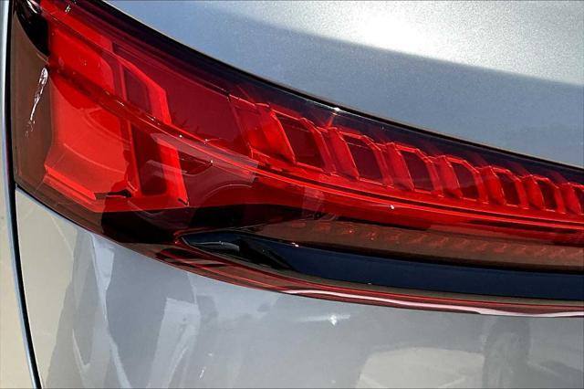 new 2025 Audi Q7 car, priced at $90,245