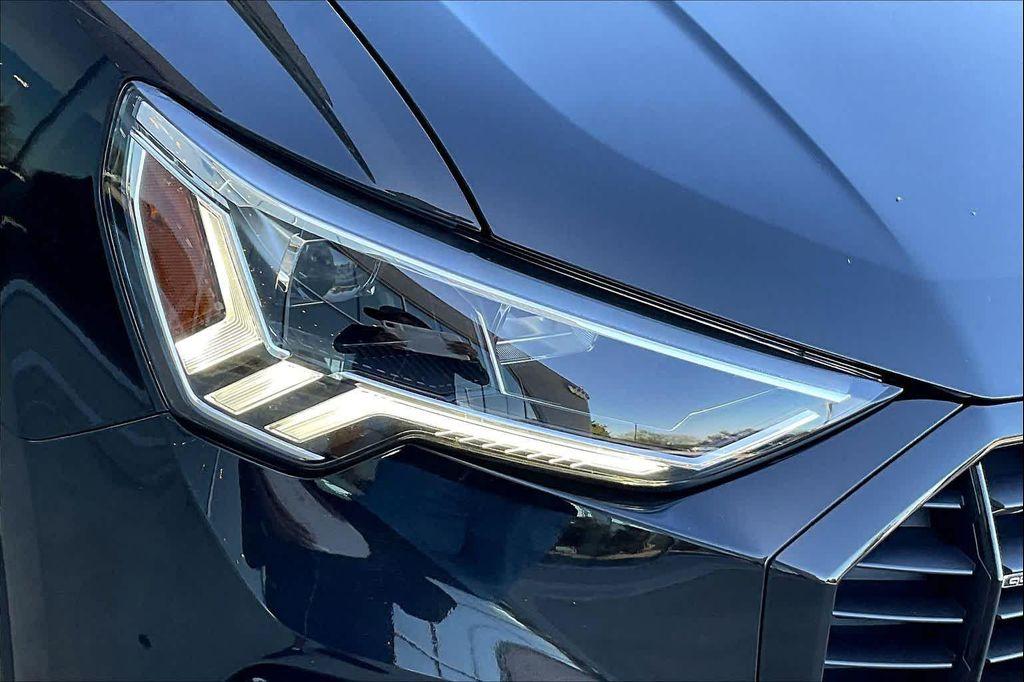 new 2025 Audi Q3 car, priced at $41,980