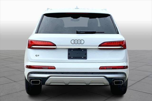 new 2025 Audi Q7 car, priced at $64,005