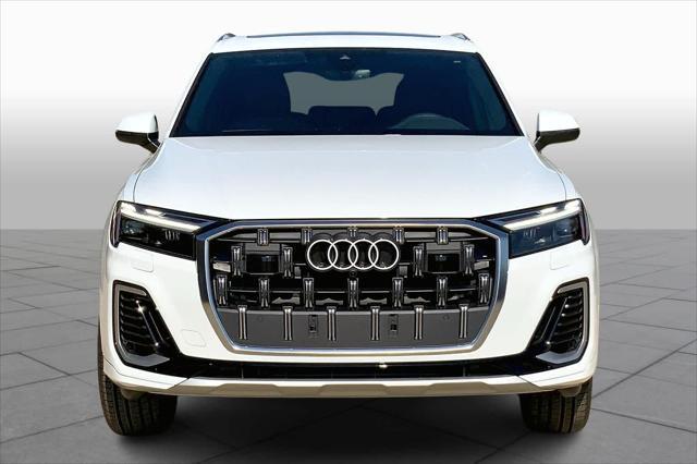 new 2025 Audi Q7 car, priced at $66,020