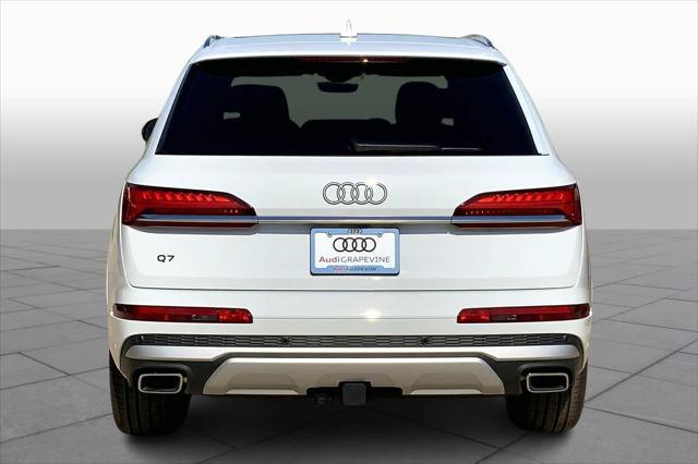 new 2025 Audi Q7 car, priced at $66,020