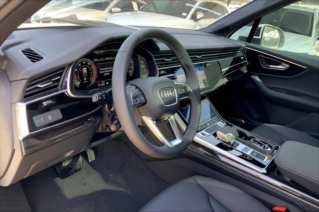 new 2025 Audi Q7 car, priced at $77,750