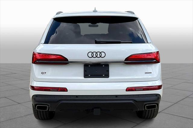 new 2025 Audi Q7 car, priced at $78,805