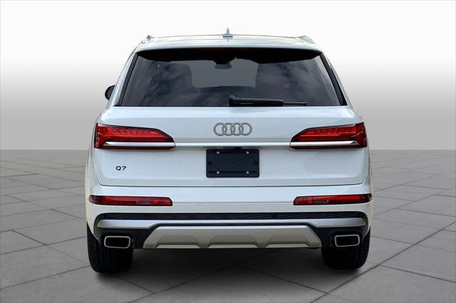 new 2025 Audi Q7 car, priced at $69,305