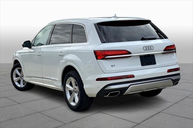 new 2025 Audi Q7 car, priced at $69,305