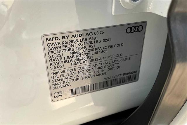 new 2025 Audi Q7 car, priced at $77,450