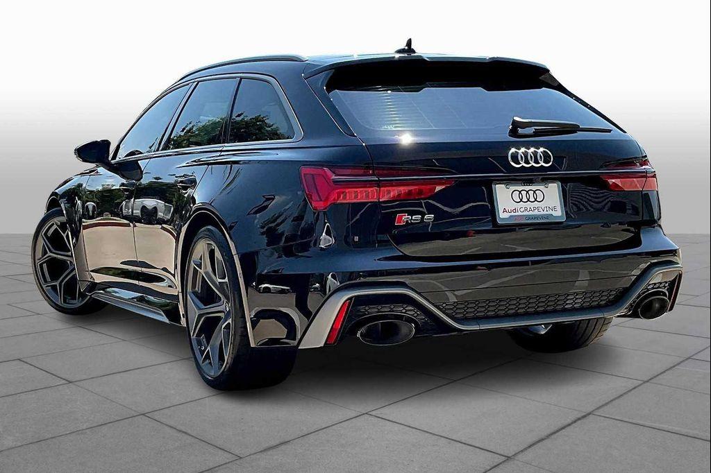 new 2025 Audi RS 6 Avant car, priced at $160,245