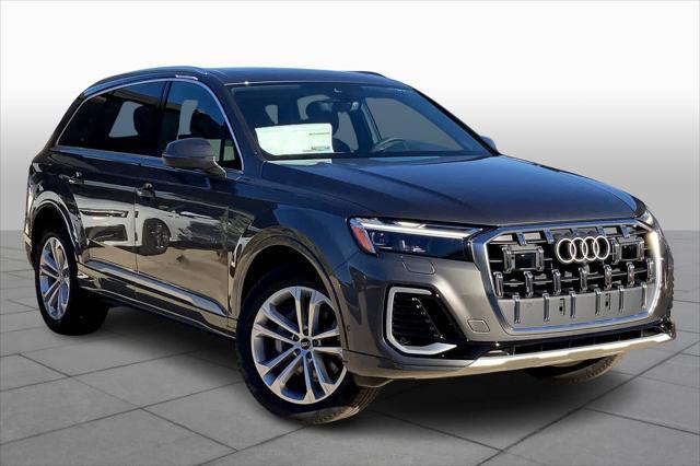 new 2025 Audi Q7 car, priced at $72,600