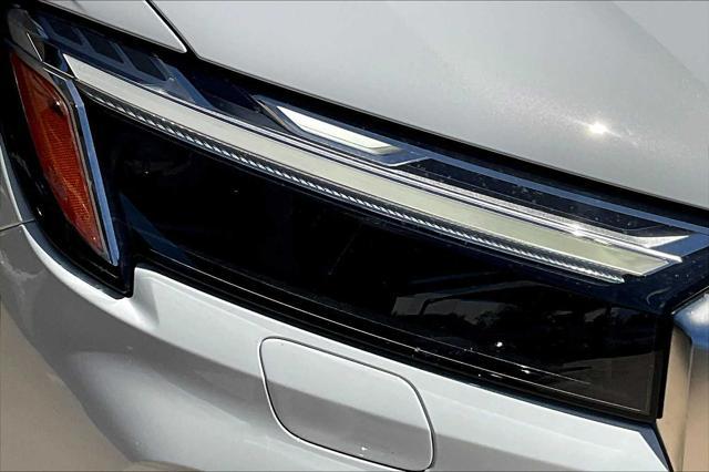 new 2025 Audi Q7 car, priced at $76,480