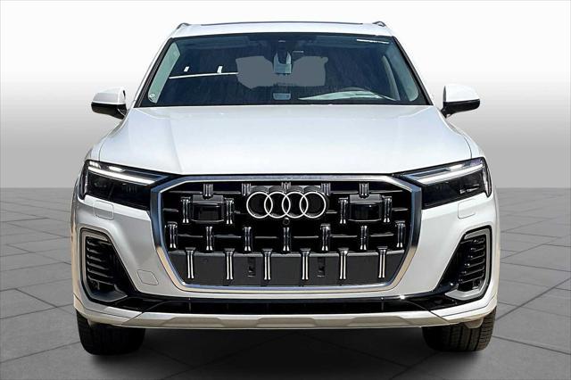 new 2025 Audi Q7 car, priced at $76,480