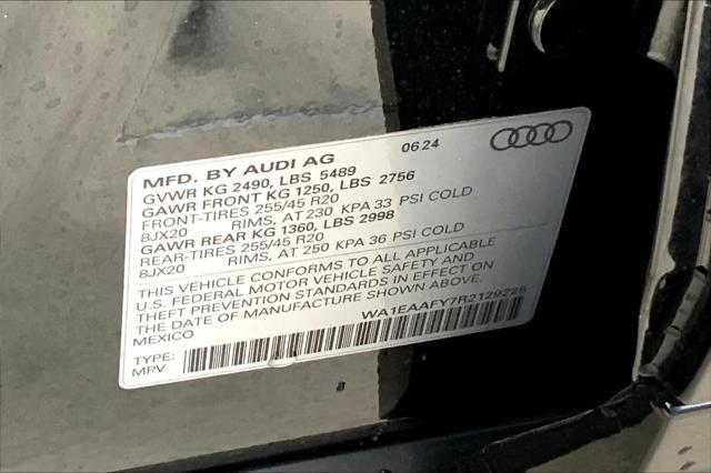 new 2024 Audi Q5 car