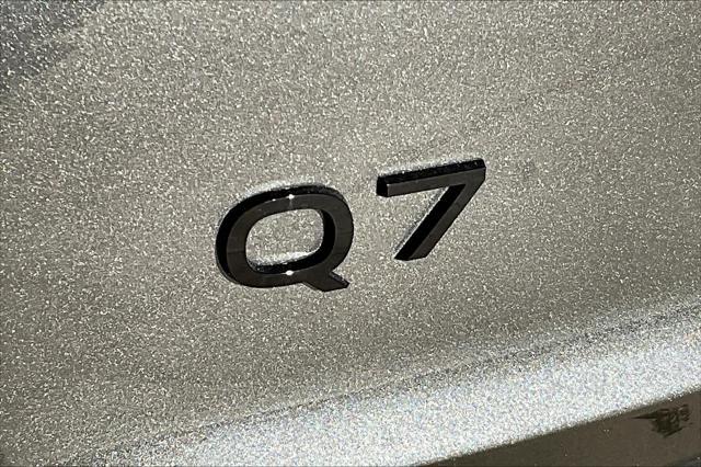 new 2025 Audi Q7 car, priced at $84,600