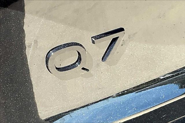 new 2025 Audi Q7 car, priced at $78,805