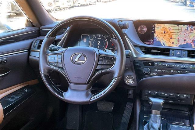 used 2019 Lexus ES 350 car, priced at $33,000