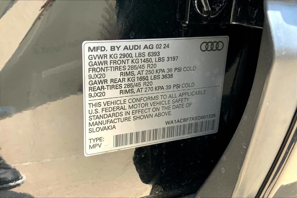 new 2025 Audi Q7 car, priced at $66,400