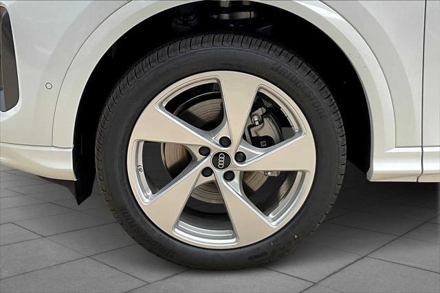 new 2025 Audi Q5 car, priced at $57,975