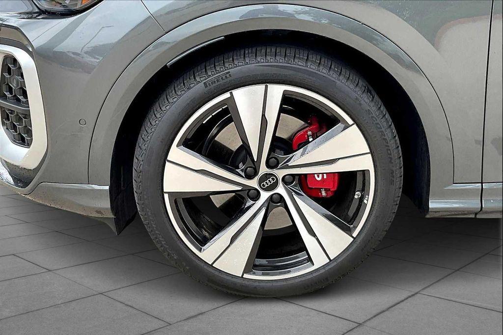 new 2025 Audi SQ5 car, priced at $73,615
