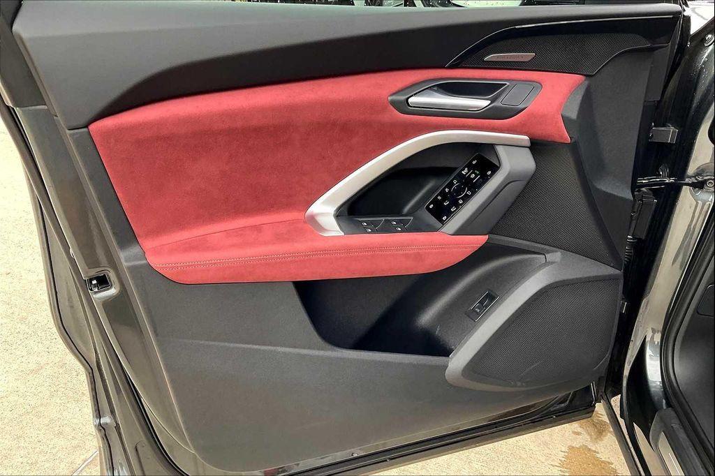 new 2025 Audi SQ5 car, priced at $73,615