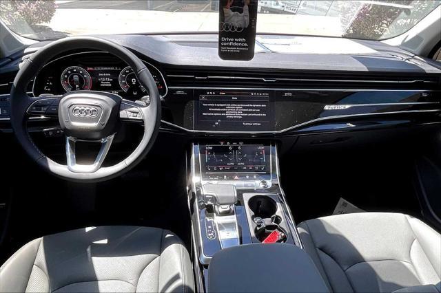 new 2025 Audi Q7 car, priced at $76,950