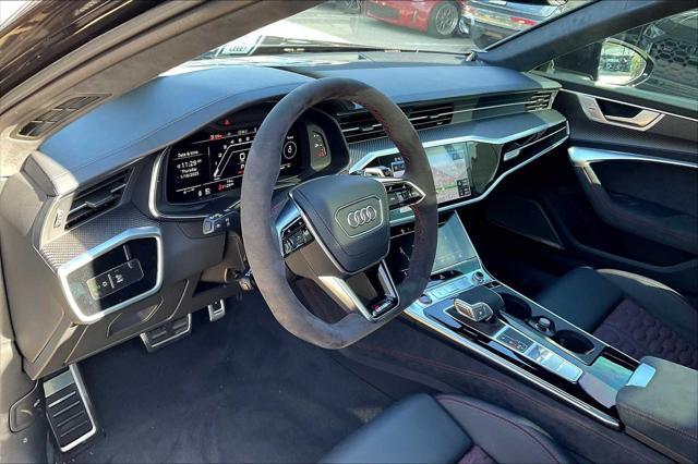 new 2025 Audi RS 6 Avant car, priced at $154,795