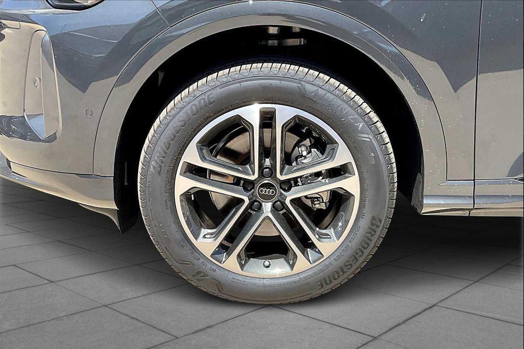 new 2025 Audi Q5 car, priced at $57,775