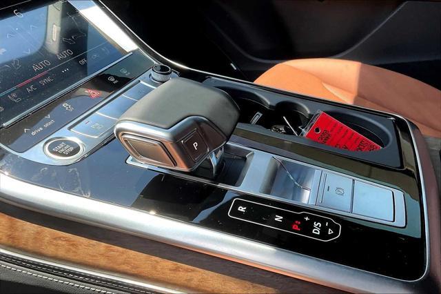 new 2025 Audi Q7 car, priced at $78,895
