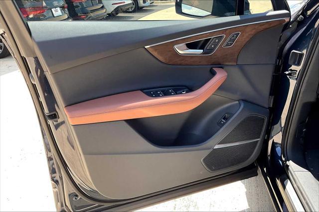 new 2025 Audi Q7 car, priced at $78,895