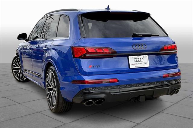 new 2025 Audi SQ7 car, priced at $118,165