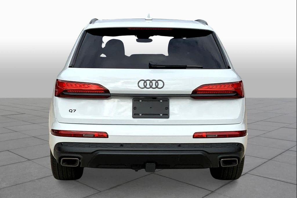 new 2025 Audi Q7 car, priced at $83,090