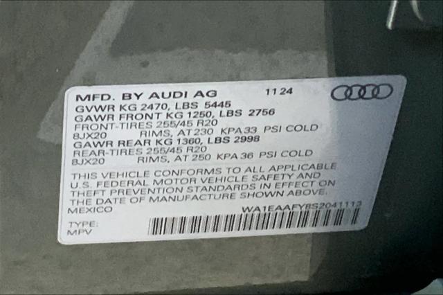 new 2025 Audi Q5 car, priced at $60,085