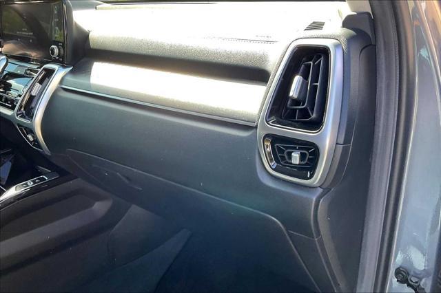 used 2021 Kia Sorento car, priced at $32,700