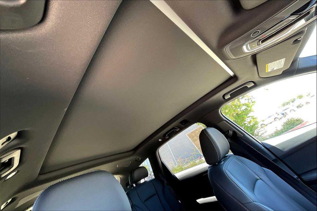 used 2025 Audi Q7 car