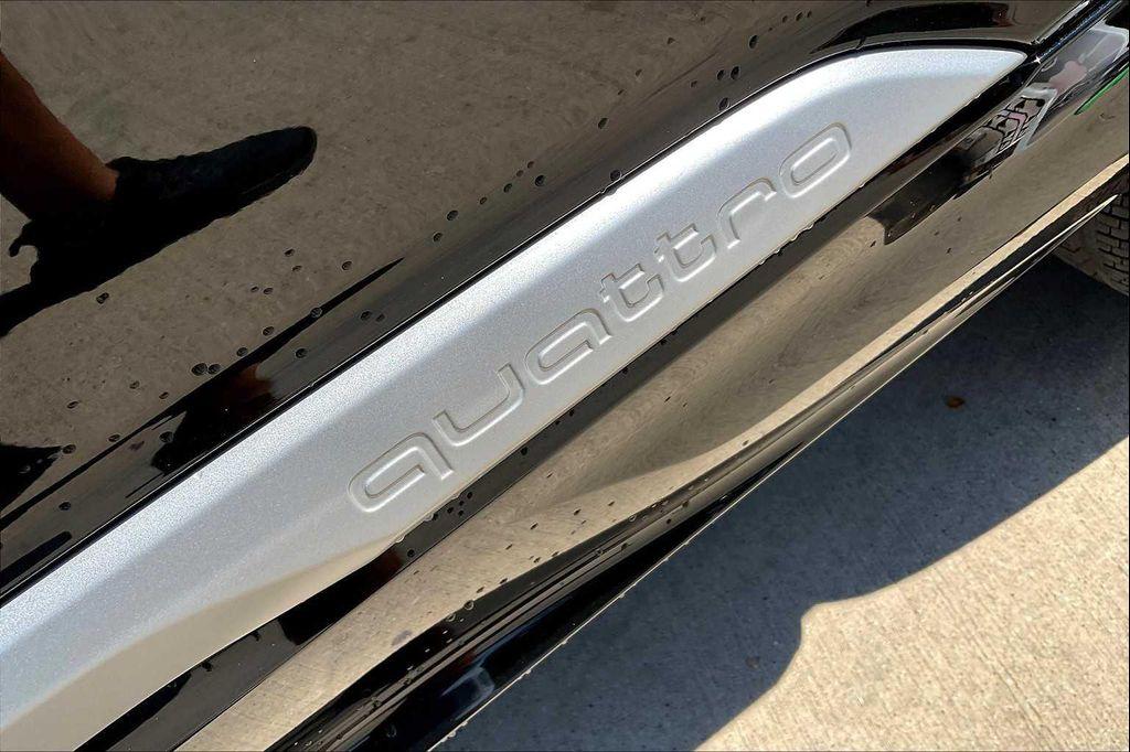 used 2025 Audi Q7 car