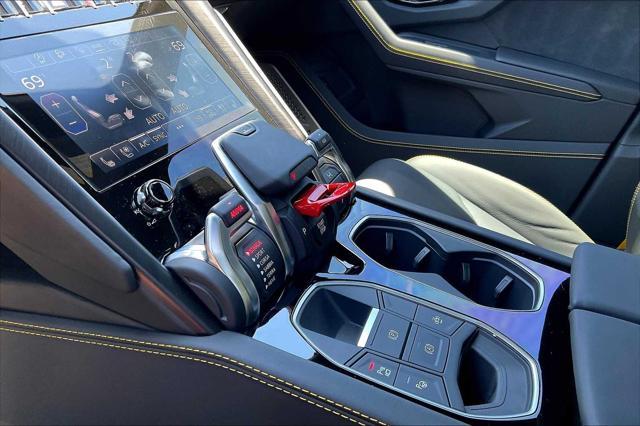used 2024 Lamborghini Urus car, priced at $277,000