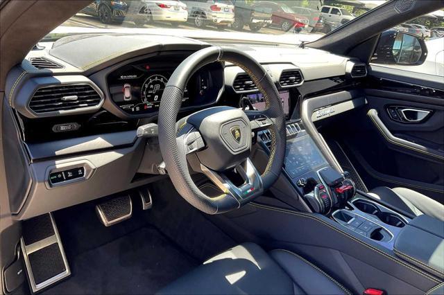 used 2024 Lamborghini Urus car, priced at $277,000