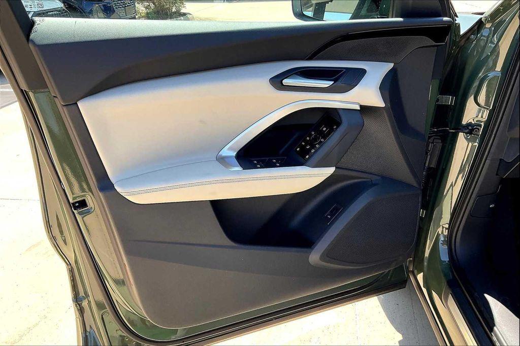 new 2025 Audi Q5 car, priced at $55,375