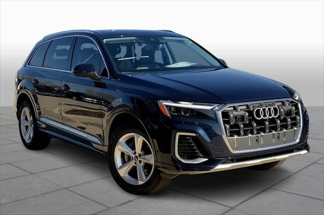 new 2025 Audi Q7 car, priced at $69,900