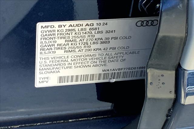 new 2025 Audi Q7 car, priced at $69,900