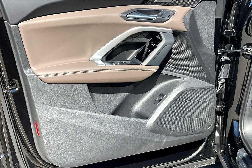 new 2025 Audi Q5 car, priced at $61,950