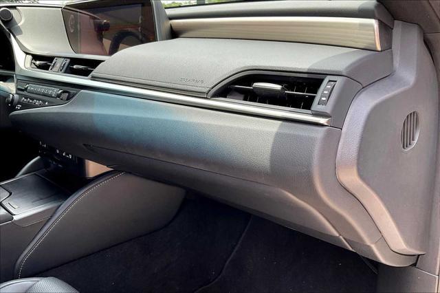 used 2019 Lexus ES 350 car, priced at $32,000