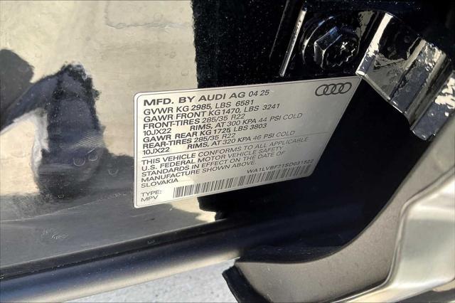 new 2025 Audi Q7 car, priced at $78,805