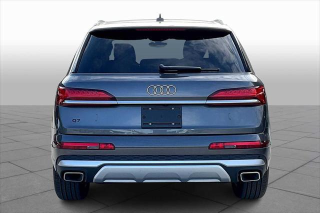 new 2025 Audi Q7 car, priced at $69,900