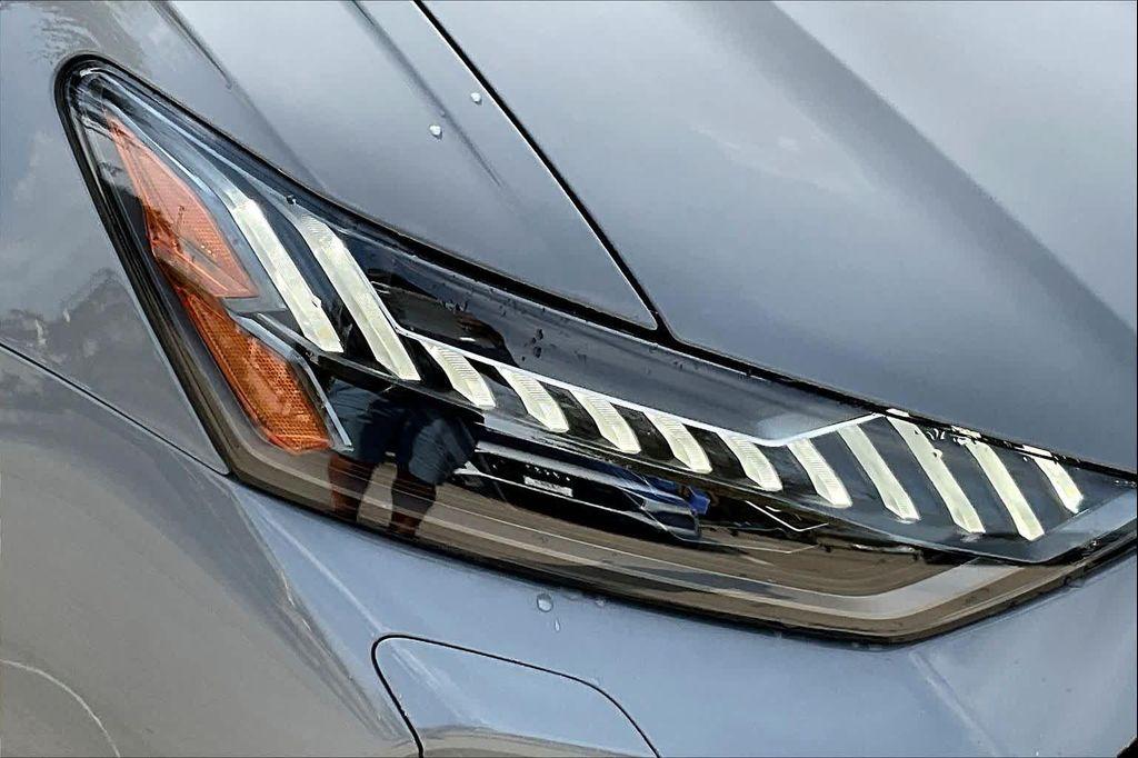 new 2026 Audi RS 6 Avant car, priced at $145,895