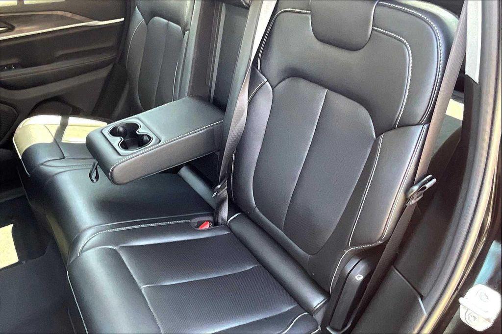 used 2023 Jeep Grand Cherokee car, priced at $33,000
