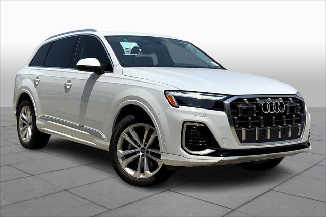 new 2025 Audi Q7 car, priced at $68,100