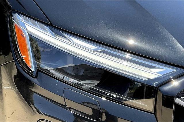 new 2025 Audi SQ7 car, priced at $105,395