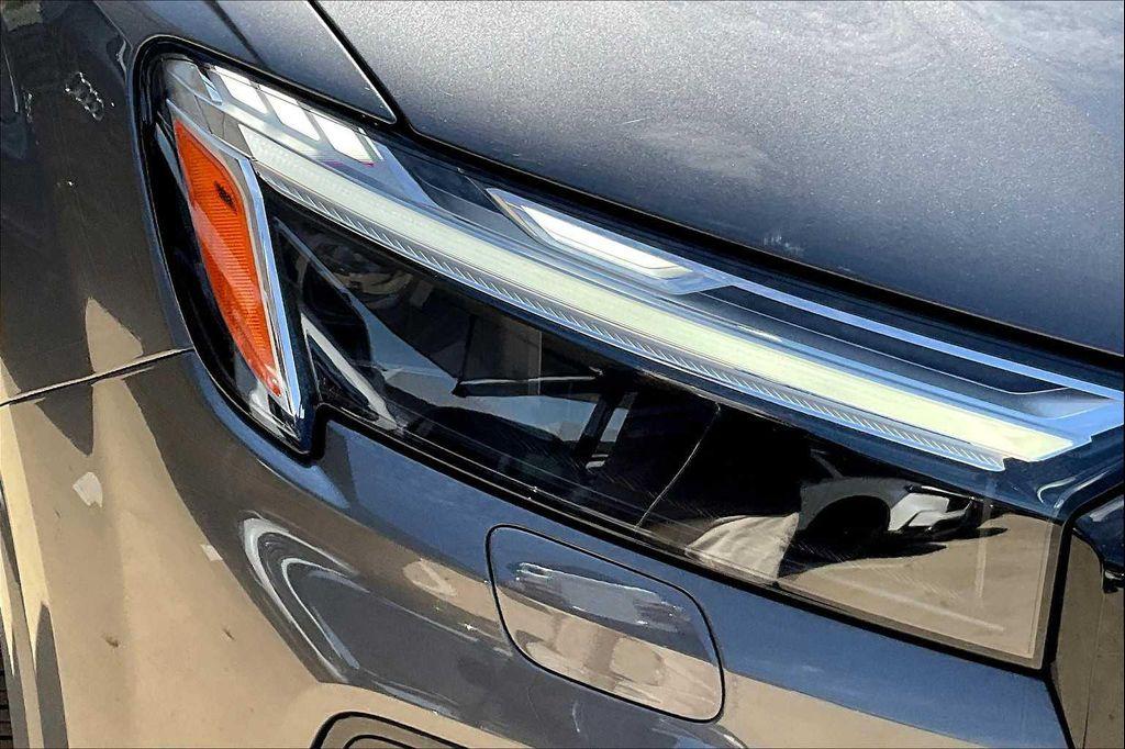 new 2026 Audi Q7 car, priced at $71,740