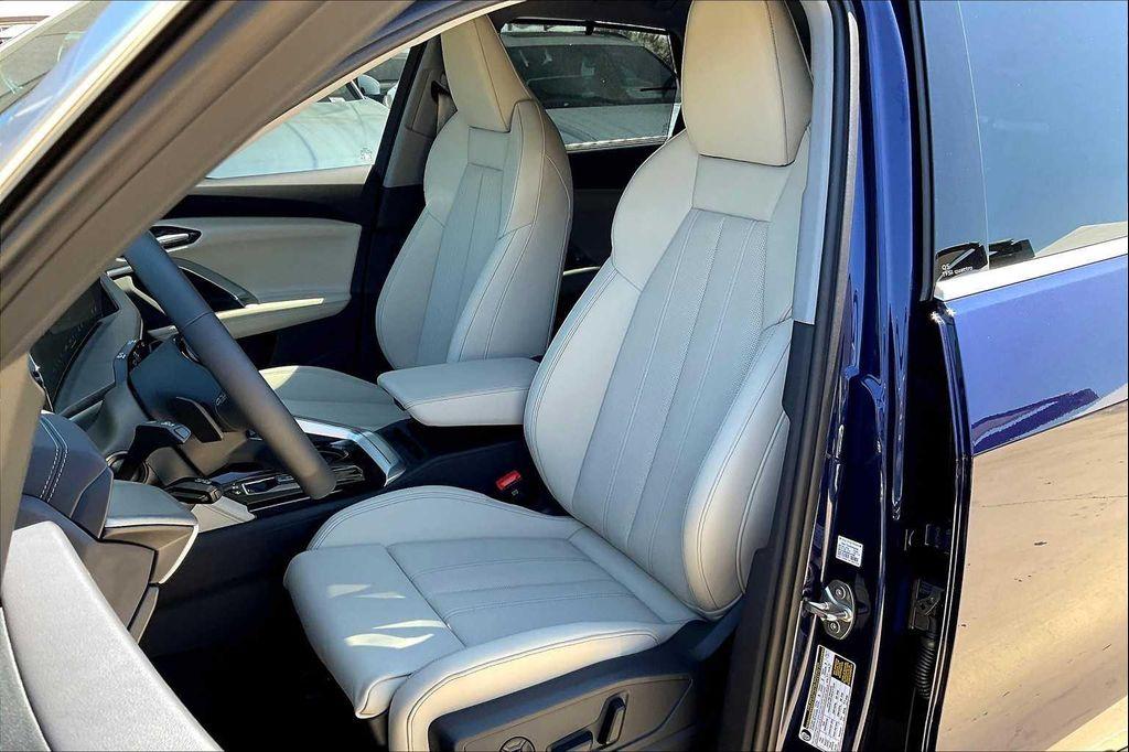 new 2025 Audi Q5 car, priced at $61,950