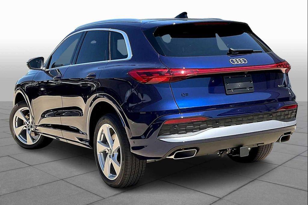 new 2025 Audi Q5 car, priced at $61,950