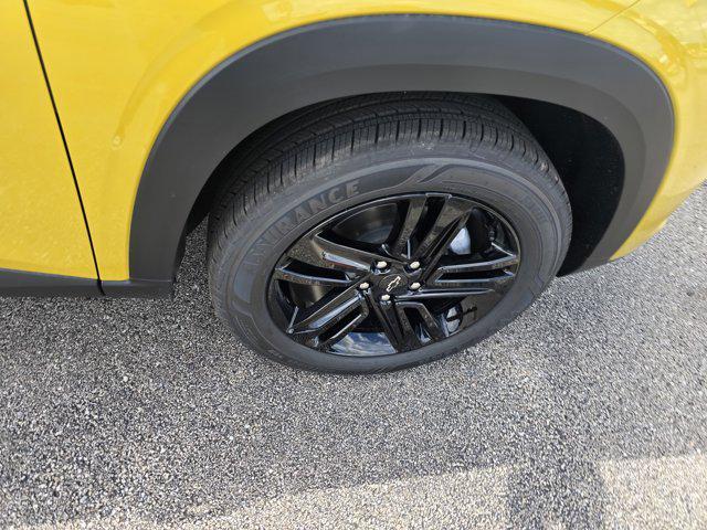 new 2025 Chevrolet Trax car, priced at $26,635